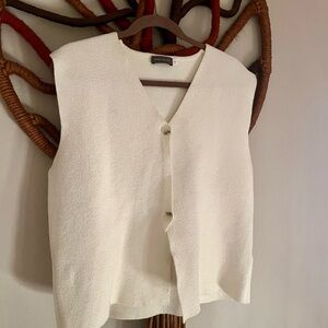 Cream Sleeveless Mint Velvet Blouse